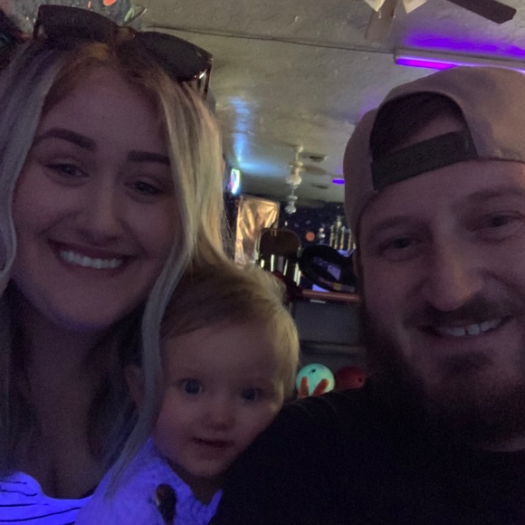 Meet your Posher, Lindsey - Picture 4 of 8